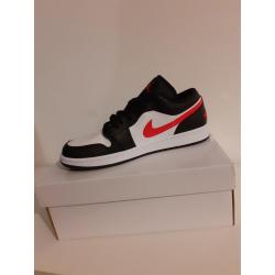 Nike Air Jordan 1 Low ' Siren Red'