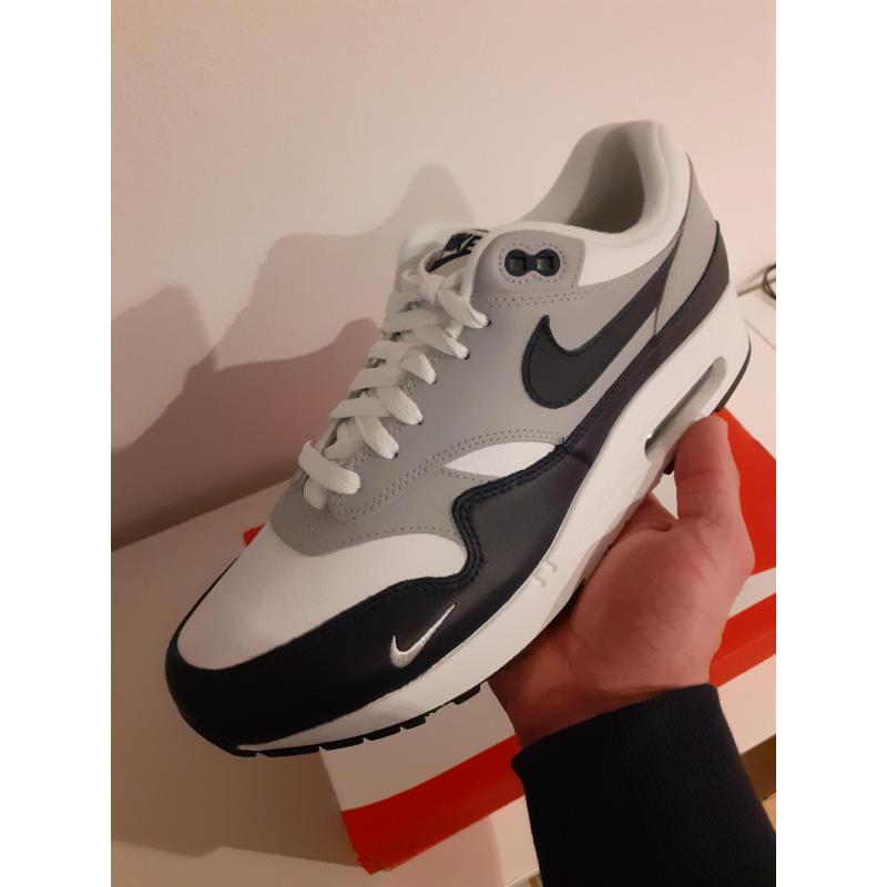 Nike Air Max 1 - LV8 'Obsedian'