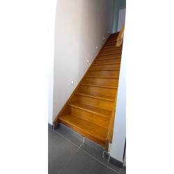 GERENOVEERDE, INSTAPKLARE WONING