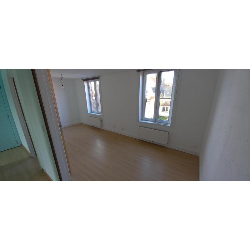 GERENOVEERDE, INSTAPKLARE WONING