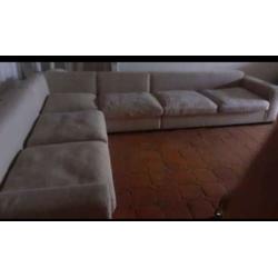 eetkamers en hoeksalon te koop