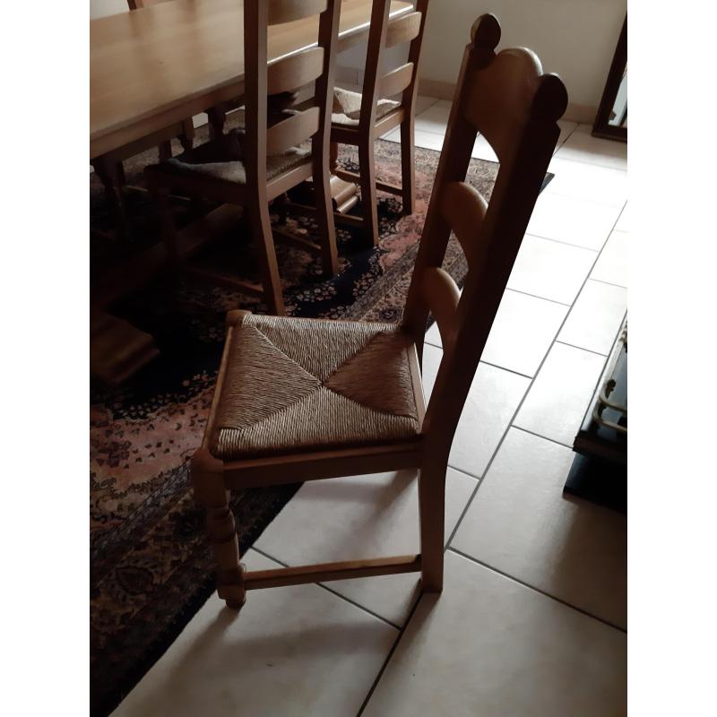 Robuust eiken eetkamer tafel