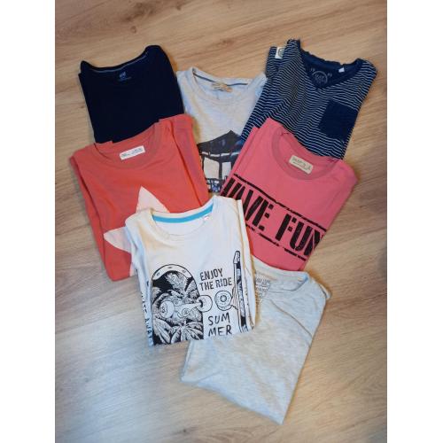 pakket 7 t-shirts korte mouwen maat 134-140