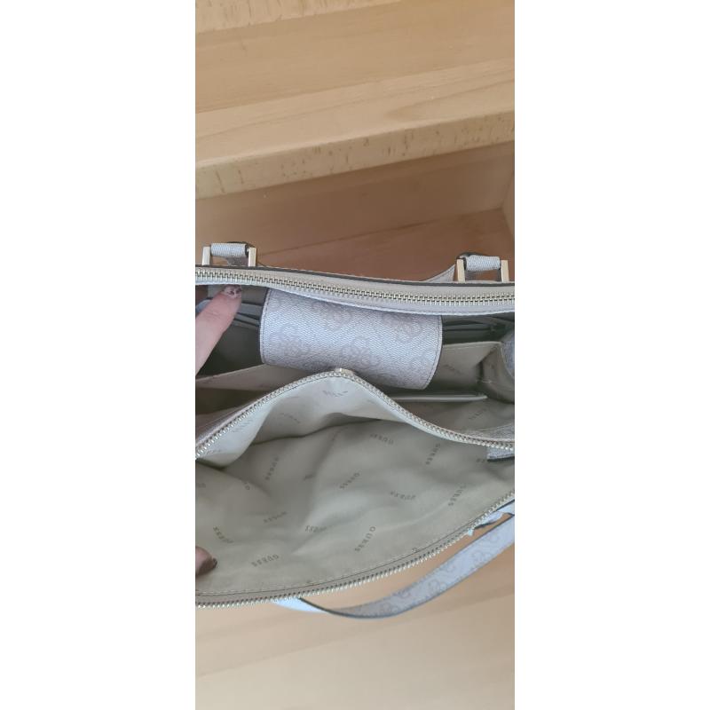 Grote Guess handtas