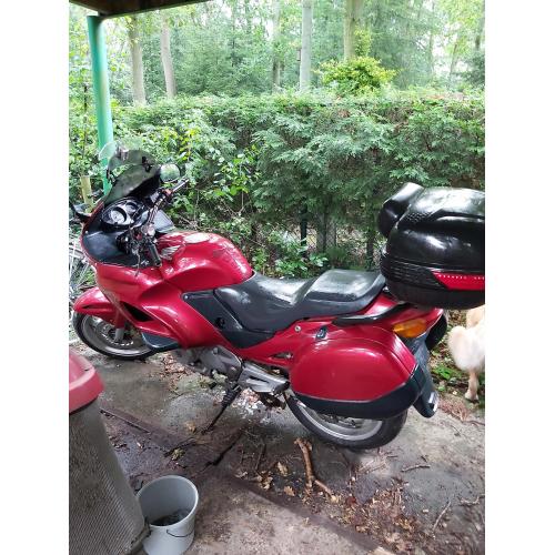 Honda deauville 650