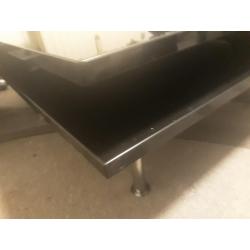 zwarte moderne salontafel