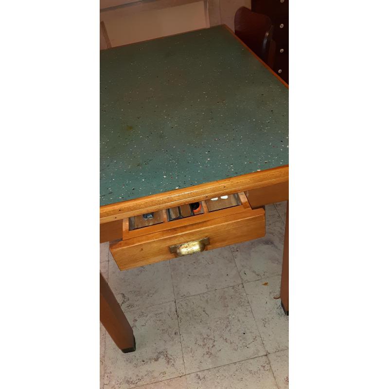 GRATIS uitschuifbare tafel