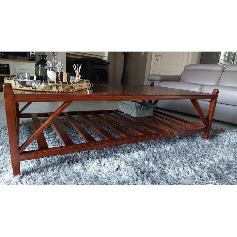 Eikenhouten salontafel met legger