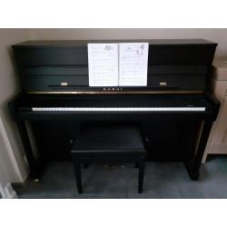Mat zwarte klassieke buffet piano incl kruk