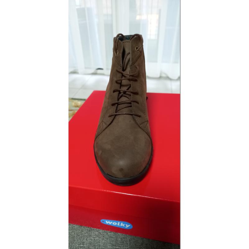 Te koop nieuwe dames schoenen Wolky.
