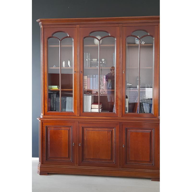 vitrinekast bibliotheek