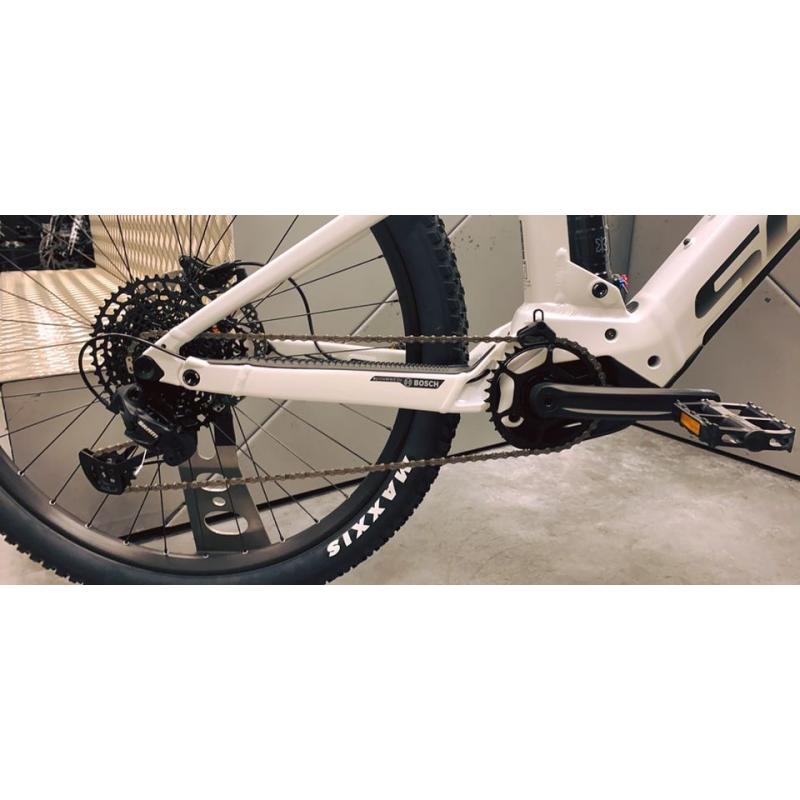 2021 Scott E-Strike 940
