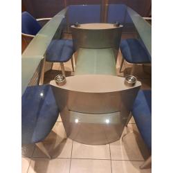 Gratis 4 eetkamerstoelen