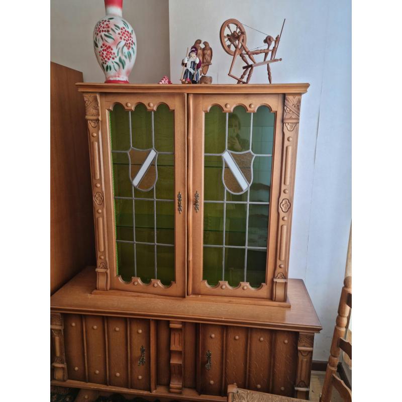 Vintage kast in zeer goede staat
