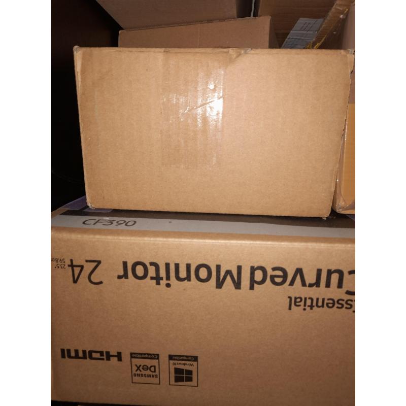 Samsung Curved Monitor 24" (60cm)