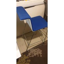 Bar krukken  / stoelen