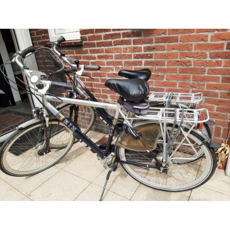 RIH Delta fietsen 1x Heren en 1x Dames fiets