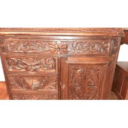 Antiek bureau