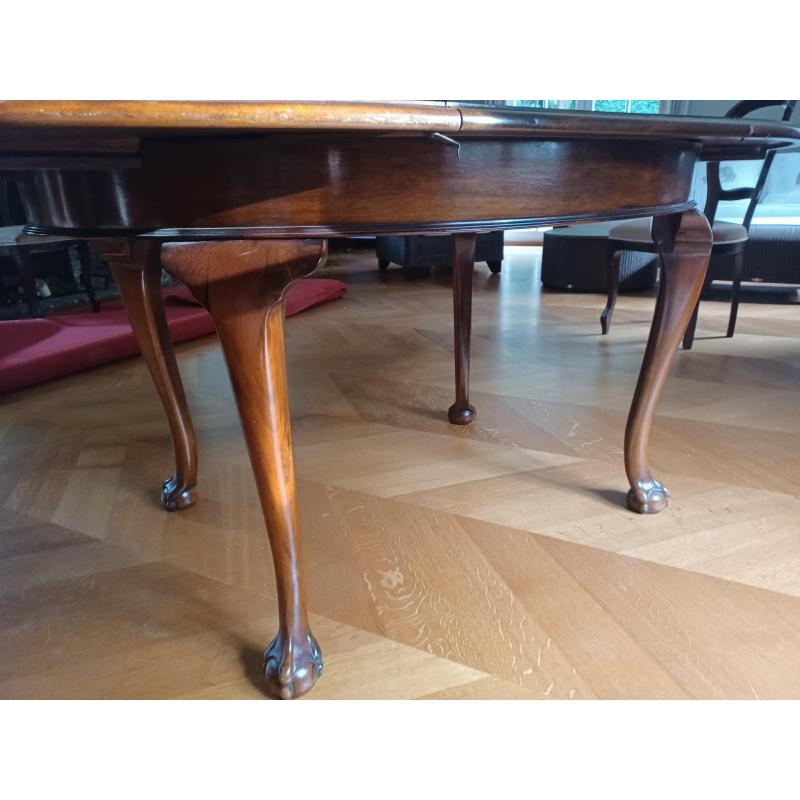 antieke notenhouten Biedermeier tafel   6 stoelen