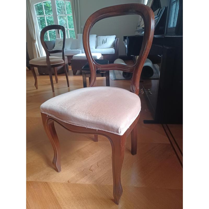 antieke notenhouten Biedermeier tafel   6 stoelen