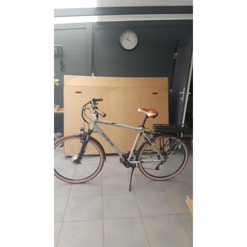 nieuwe elektrische heren  fiets