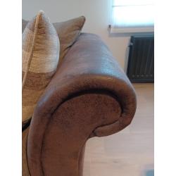 Verzorgd en comfortabel salon
