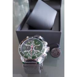 Herenhorloge Acceleration in Green van Vickers Armstrongs
