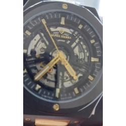 Alpha Sierra Falcon herenhorloge
