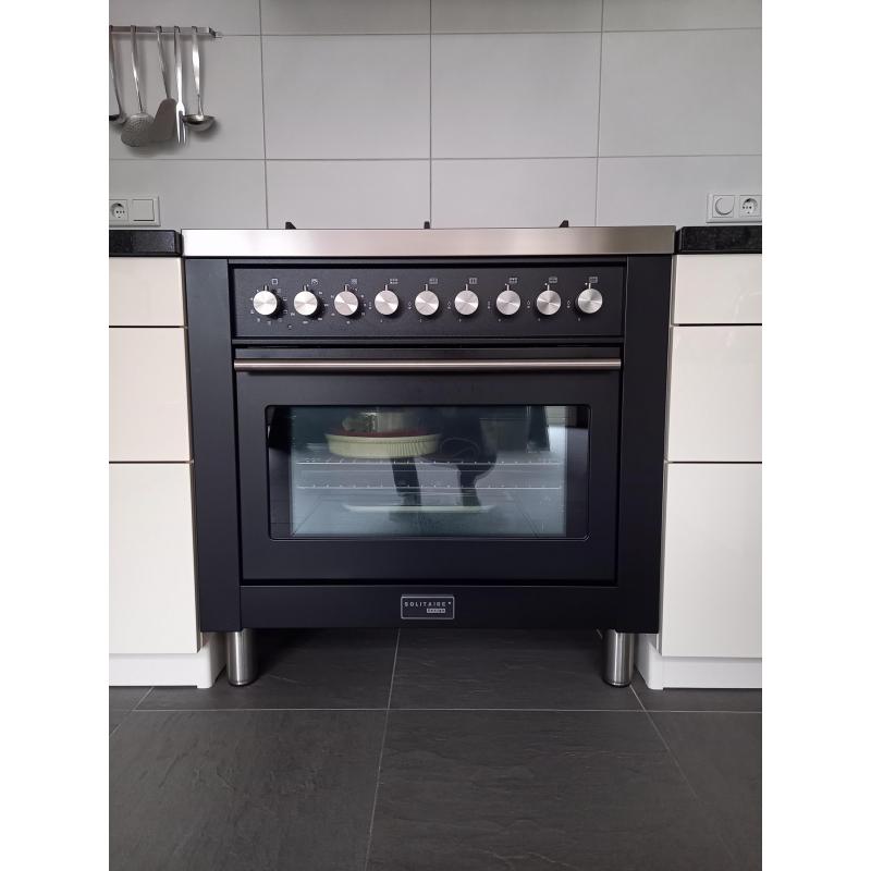 Fornuis (gas) merk Solitaire zespits met elektrische oven
