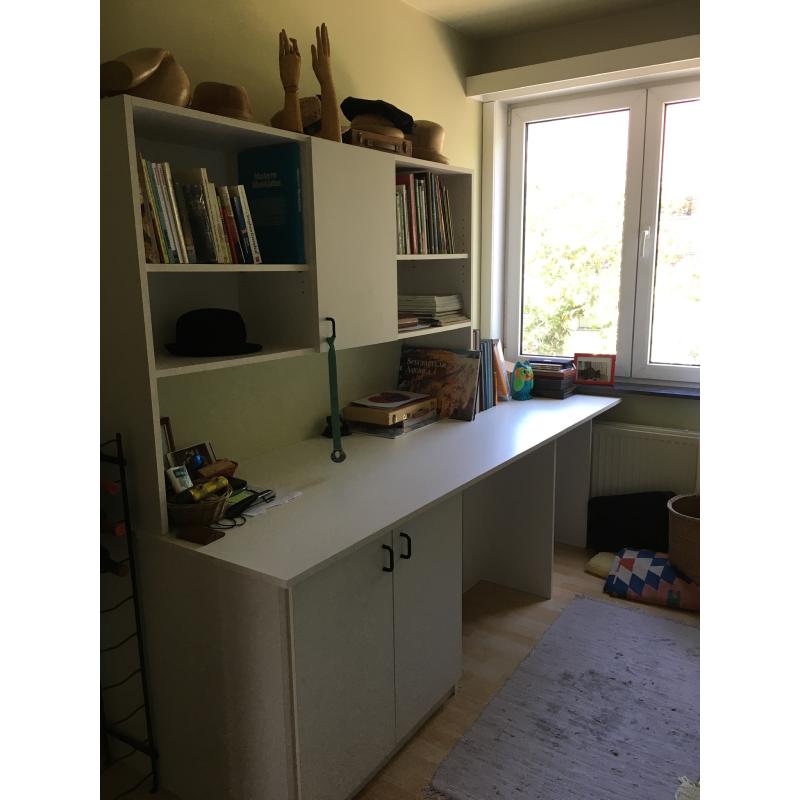 Groot praktisch bureau