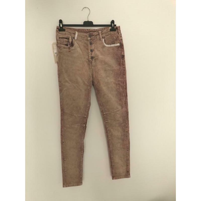 Nieuwe Circle of Trust broek in maat 29
