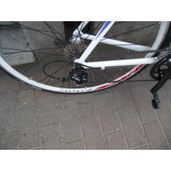 Koersfiets KUOTA KORSA Lite