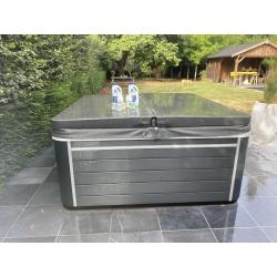 Jacuzzi 6 Miami 6 personen 1600 liter aankoop 2021