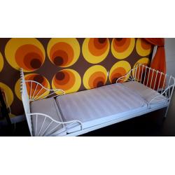 kinderkamer compleet: bed, kledingkast, commode/kast