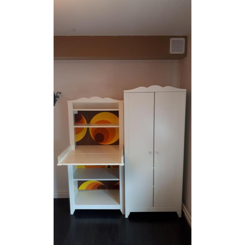 kinderkamer compleet: bed, kledingkast, commode/kast