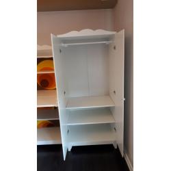 kinderkamer compleet: bed, kledingkast, commode/kast