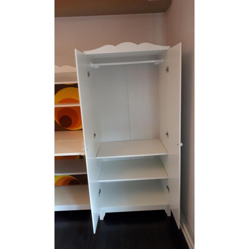 kinderkamer compleet: bed, kledingkast, commode/kast