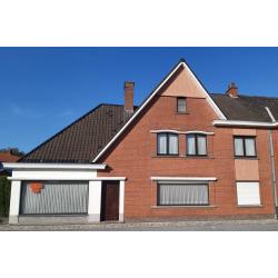 Huis met handelsruimte