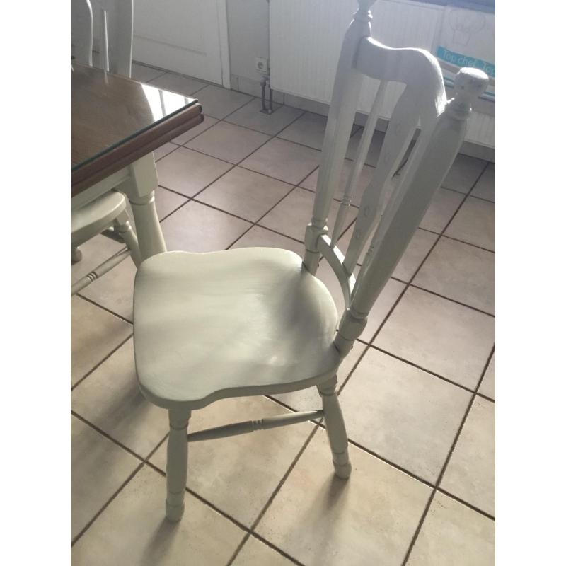 Keukentafel met 6 stoelen