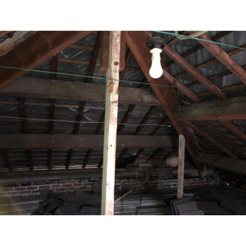 ANDENNE: Te renoveren hoekwoning – VAS1393