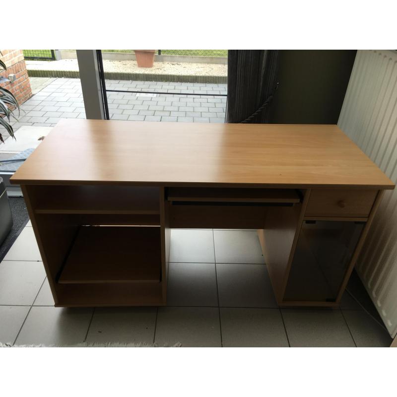 Handig bureau