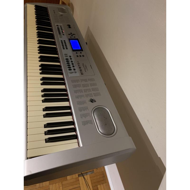 Digital piano te koop