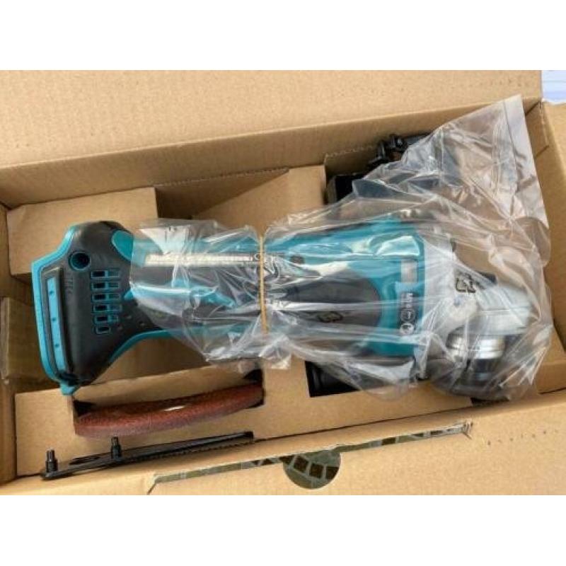 Makita 18v haakse slijper nieuw