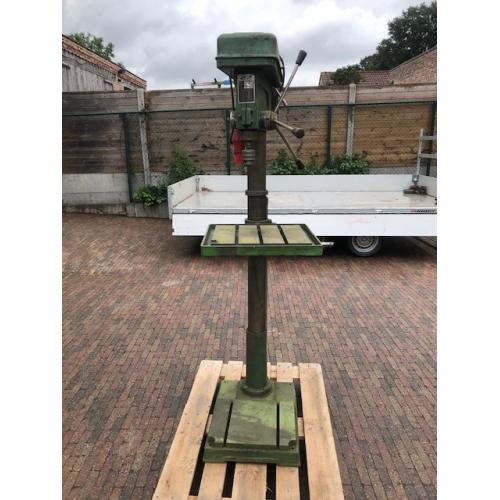 grote kolomboormachine
