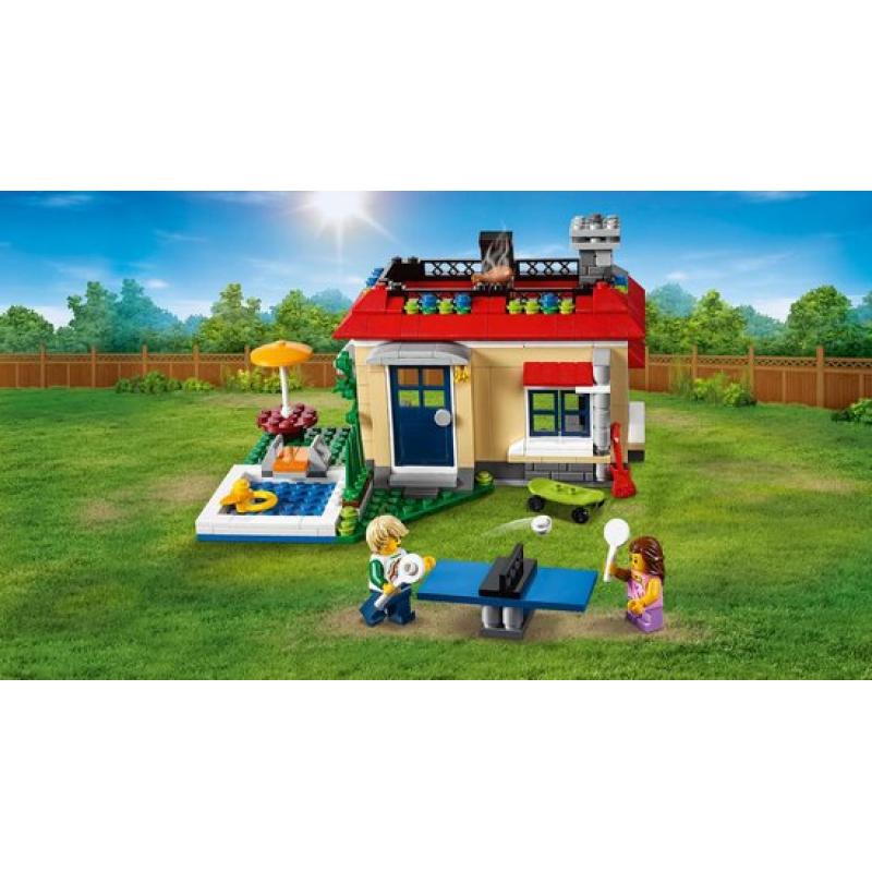 LEGO Creator Modulaire Vakantie aan het Zwembad – 31067