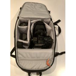 Sony a7ii met twee objectieven en fototas