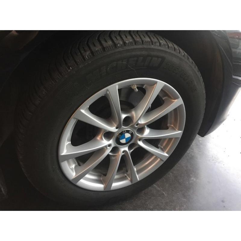 4 prachtige velgen van BMW zo goed als nieuw