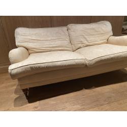 Beige bank Engelse steil