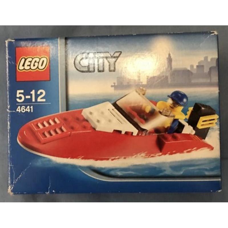 Lego City 4641, Speedboot