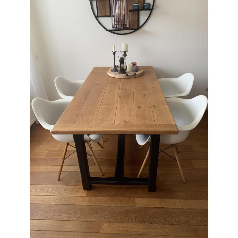 4 Eames Vitra stoelen met kussens!